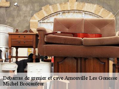 Débarras de grenier et cave  95400